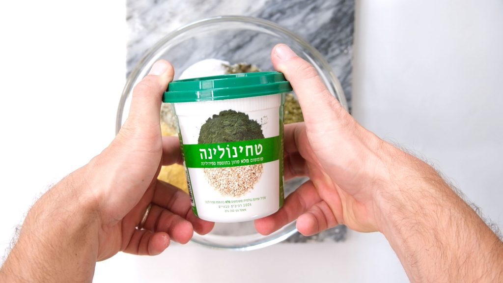 קרקרים עם ספרולינה 