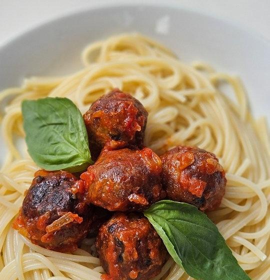 Tempeh and Basil Meatballs