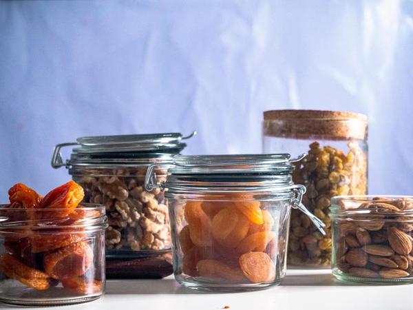Por qué las frutas desecadas son importantes para las personas que practican deporte