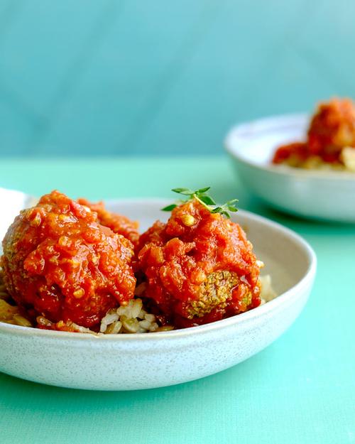 Falafel in Tomato Sauce